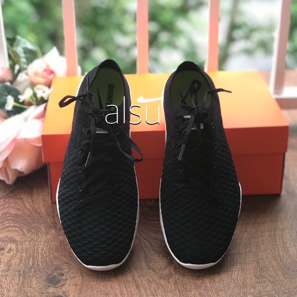 NWT Nike Free TR Flyknit 2 Black WMNS - Picture 3 of 6